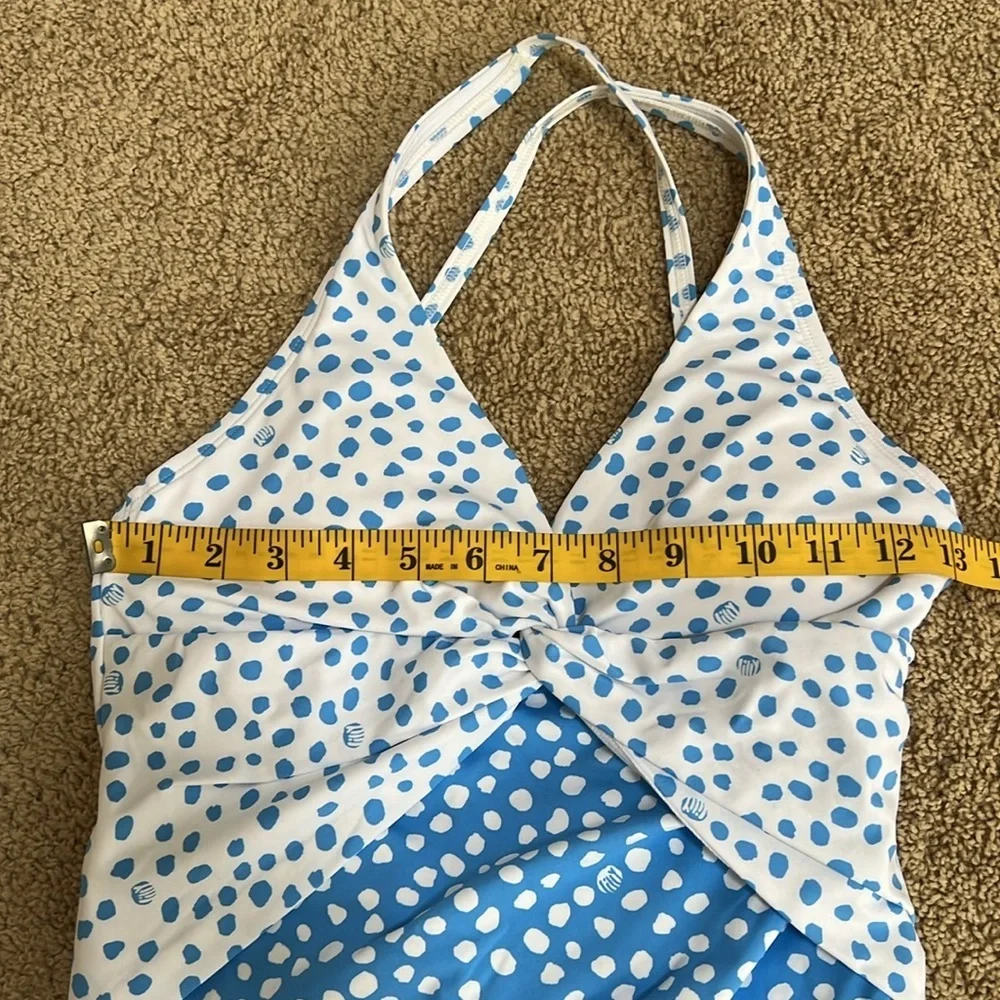 NWOT! Lilly pulitzer SZ 4, Malvie zanzibar blue dot one piece swimsuit.